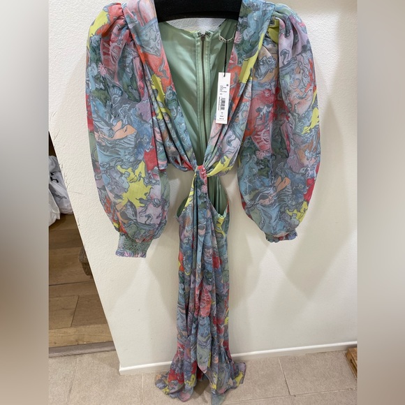 Alice + Olivia Dresses & Skirts - Brand new Alice+Olivia long dress size 4 retail $698